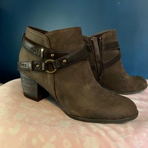 Indigo Rd heeled booties